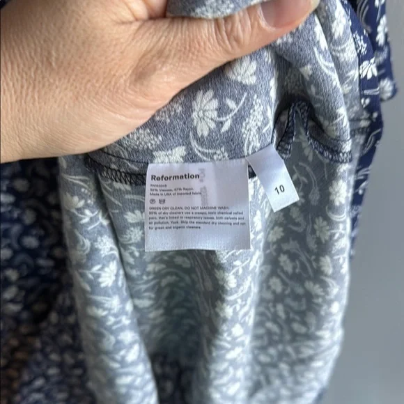 Reformation - Dark Blue & White Floral Print Long Sleeve Midi Dress Sz 10 NWT - Picture 8 of 13